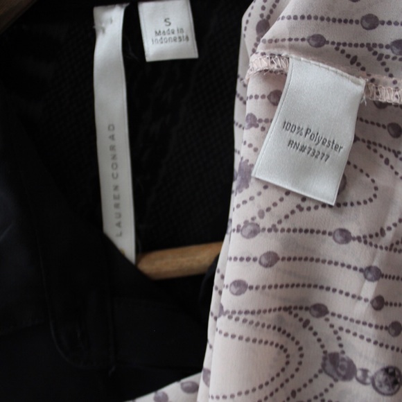 Lauren Conrad Semi Sheer Collared Blouse Small Preowned - Picture 8 of 8